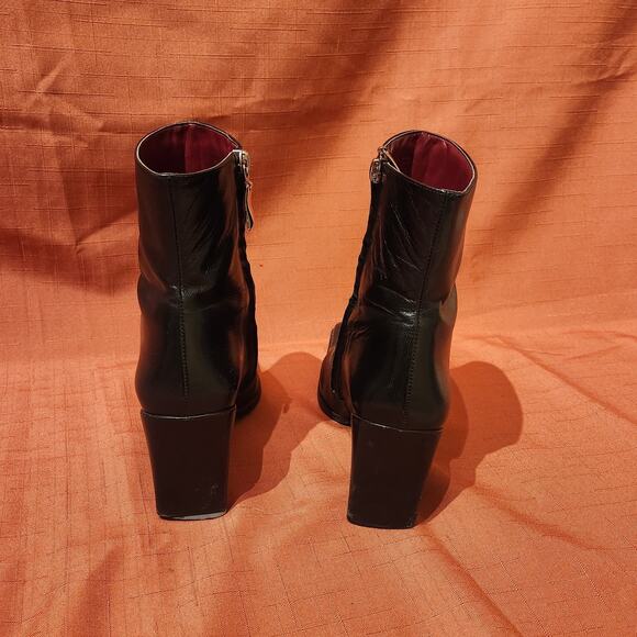 Enzo Angiolini Black Leather Heeled Womens Ankle Booties Boots size 6.5 M Sleek - Picture 5 of 12